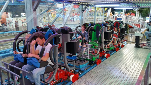 Close up of restraints, luckily it's not easy to headbang. / 20160807_200539.jpg 20160807_200539.jpg