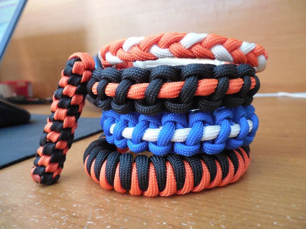 paracord-bracelet.jpg